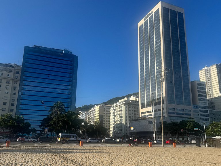 Studio a poucos passos da Praia de Copacabana